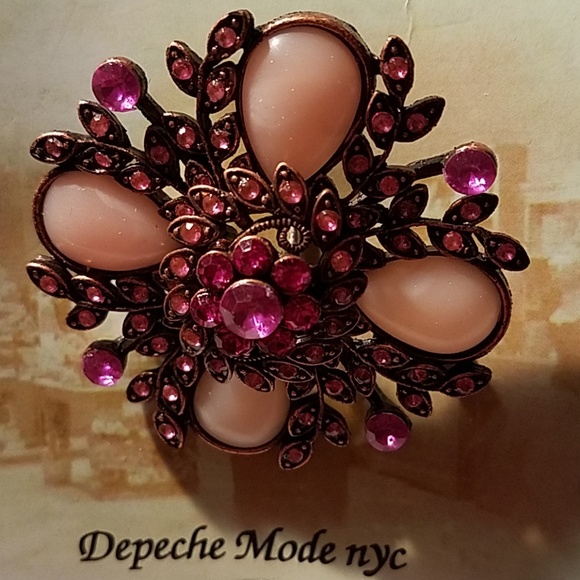 Pink Faux Stones Brooch - Picture 1 of 4